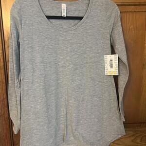 LuLaRoe Lynnae Top Long Sleeve T Solid Gray High Low Scoop Neck Soft XXS NWT